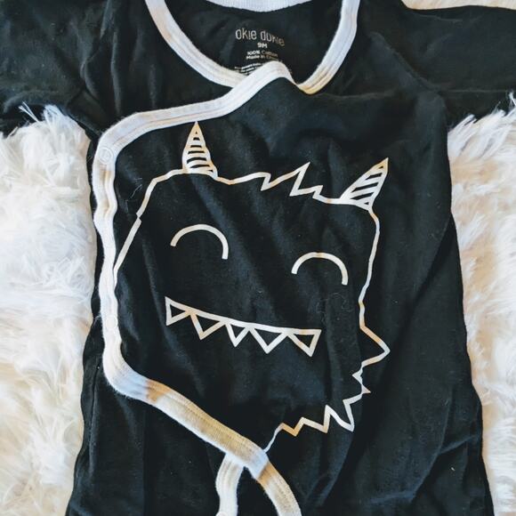 Baby Clothes 9-12M Sarcastic Christmas Monster Hello Outfit Bundle Lot Pajama - Picture 6 of 16